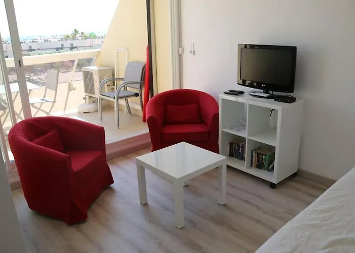 99, Héliopolis E Au Village Naturiste Agde